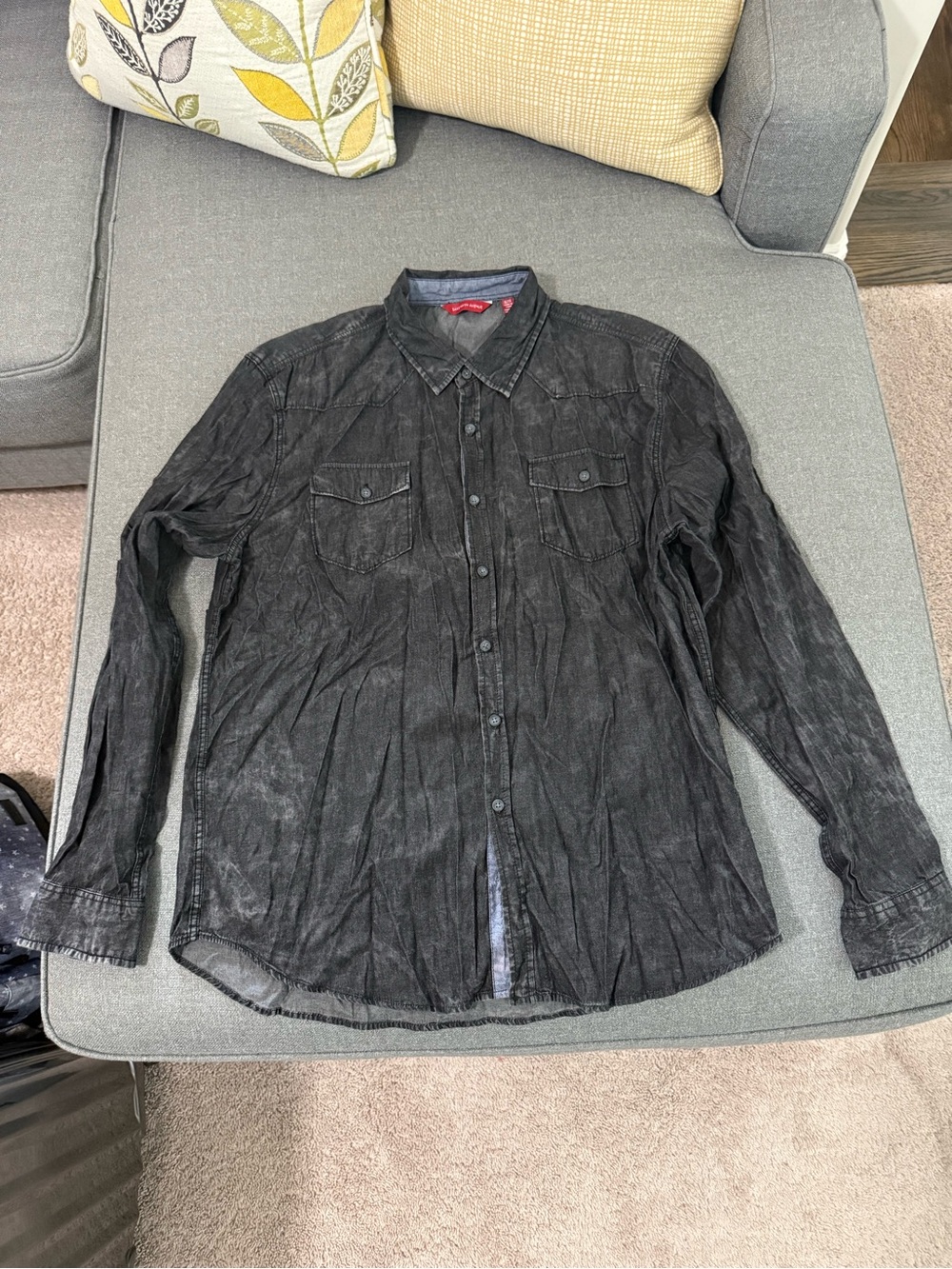 Saks Fifth Avenue Men's Black Button-Down Long-Sleeve Shirt